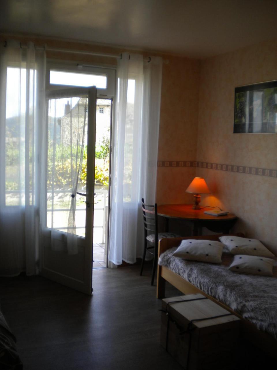 Hotel Le Relais Du Coustoubi Campouriez Zewnętrze zdjęcie