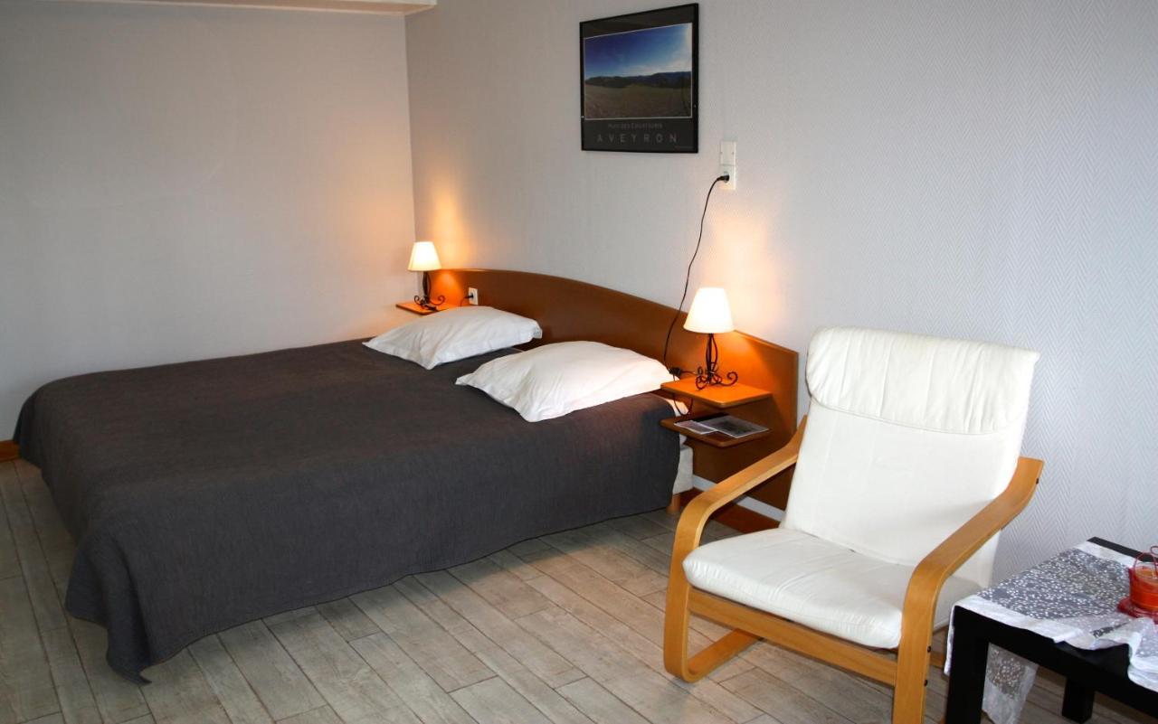 Hotel Le Relais Du Coustoubi Campouriez Zewnętrze zdjęcie